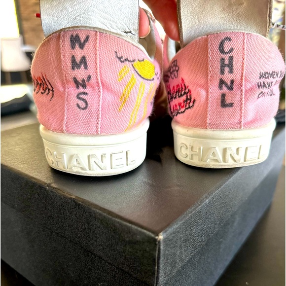 🔥🔥🔥🔥Authentic Chanel Pharrell Graffiti Sneakers🔥🔥🔥🔥Limited Edition🤩😍 - Picture 9 of 12